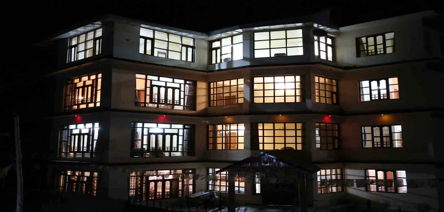 Quartz Himalayan Brothers